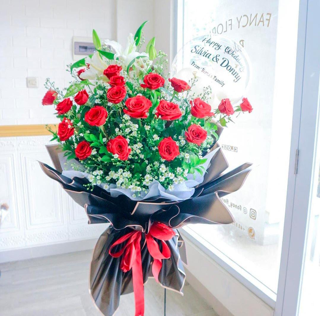 Huge Bouquet Standing Flowers